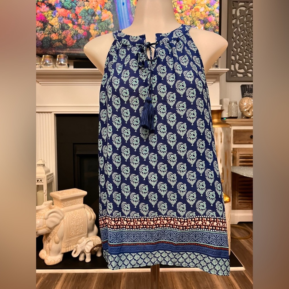 Rose and Olive Sleeveless Top Size Small